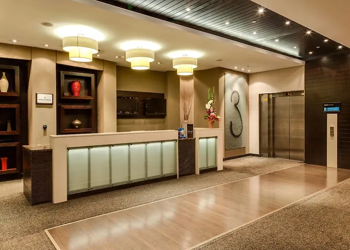 Protea Hotel By Marriott Transit O.R. Tambo Airport Kempton Park